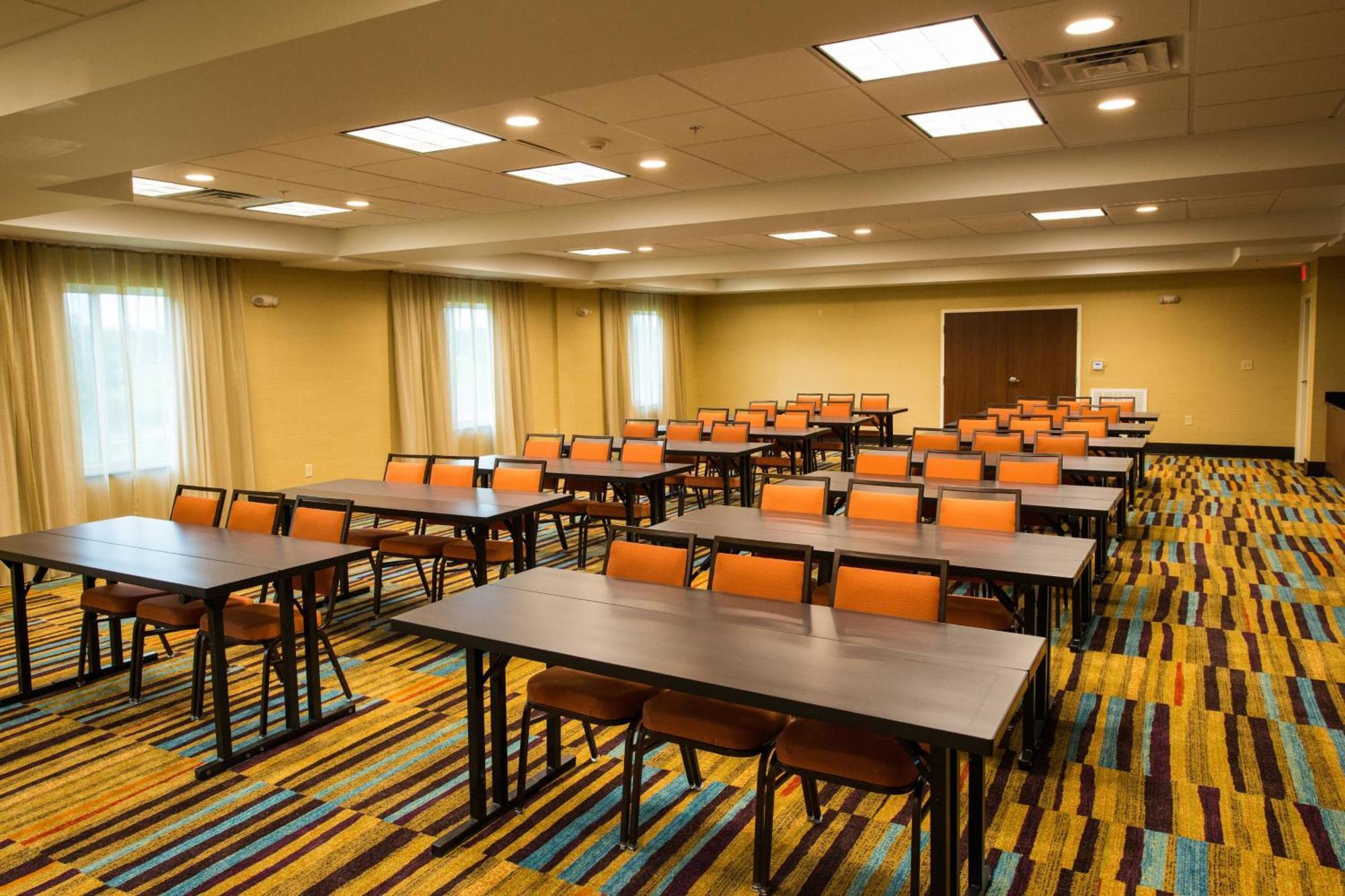 Fairfield Inn & Suites By Marriott אטמור מראה חיצוני תמונה